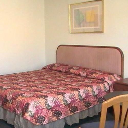 Hometown Inn Galion Room photo
